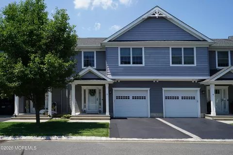 5 Victorian Ct, West Long Branch, NJ 07764