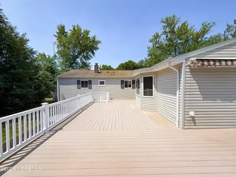 Exterior - 4 Glen Rd, Howell, NJ 07731 photo 4 of 11