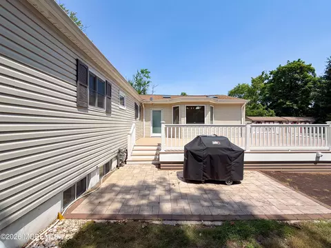 Exterior - 4 Glen Rd, Howell, NJ 07731 photo 10 of 11