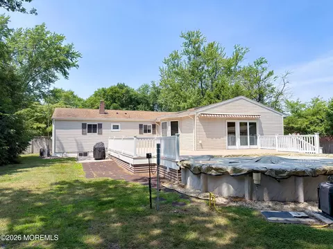 Exterior - 4 Glen Rd, Howell, NJ 07731 photo 8 of 11