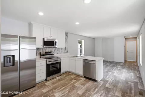 26 Marcia Memorial Cir, Jackson, NJ 08527