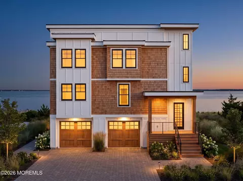 1467 Paul Blvd, Manahawkin, NJ 08050
