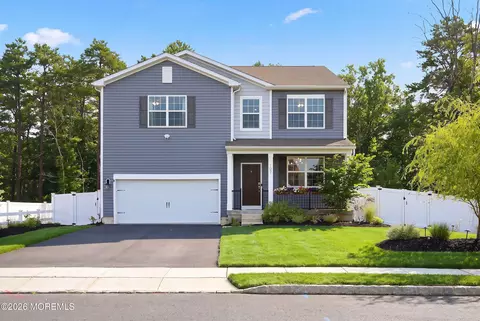 102 Windjammer Dr, Barnegat, NJ 08005