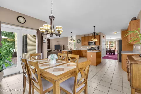 Dining - 31 Conor Rd, Jackson, NJ 08527 photo 8 of 8