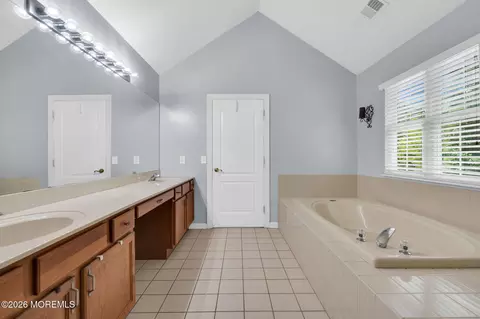 Bath - 31 Conor Rd, Jackson, NJ 08527 photo 6 of 10