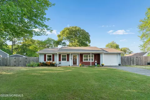 216 Sinclair Ave, Lanoka Harbor, NJ 08734