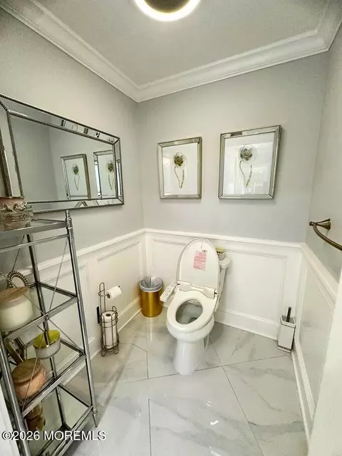 Bath - 422 Everett Rd, Holmdel, NJ 07733 photo 4 of 8