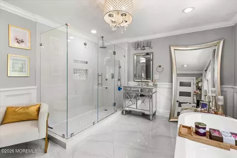 Bath - 422 Everett Rd, Holmdel, NJ 07733 photo 3 of 8