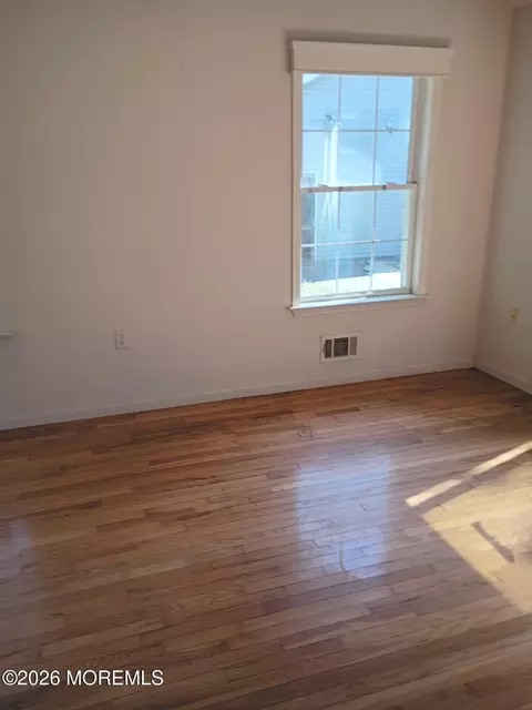 Bedroom - 9 Nautilus Blvd, Forked River, NJ 08731 photo 4 of 4