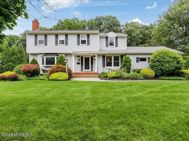 15 Coventry Dr, Freehold, NJ 07728