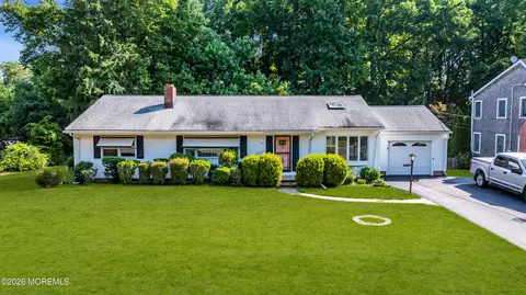 59 Maple Ave, Little Silver, NJ 07739