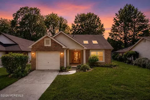 1705 Buttonwood Ave, Toms River, NJ 08755