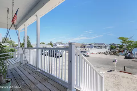 Exterior - 301 Richard Rd, Forked River, NJ 08731 photo 4 of 8