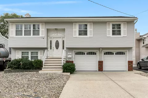308 New Jersey Ave, Point Pleasant Beach, NJ 08742