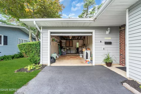 Exterior - 81 Blake Cir, Brick, NJ 08724 photo 2 of 6