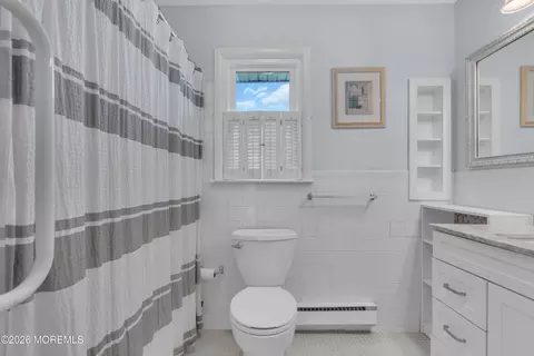 Bath - 81 Blake Cir, Brick, NJ 08724 photo 1 of 2