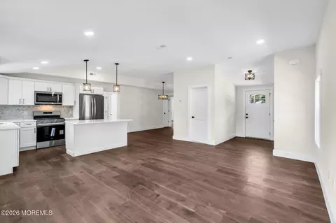 Entry Way - 614 Beach Blvd, Forked River, NJ 08731 photo 1 of 1