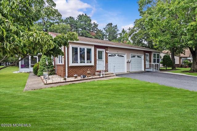19 Maplewood Dr # A, Whiting, NJ 08759