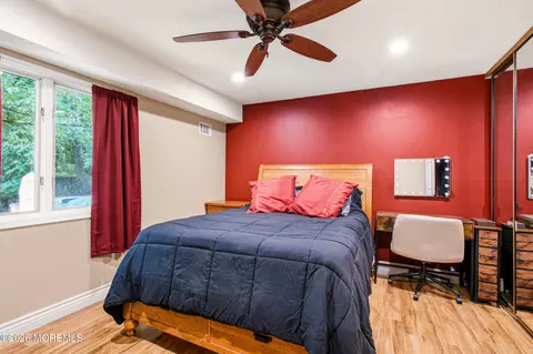 Bedroom - 39 Cambridge Dr, Jackson, NJ 08527 photo 3 of 4
