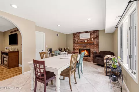 Dining - 39 Cambridge Dr, Jackson, NJ 08527 photo 3 of 3