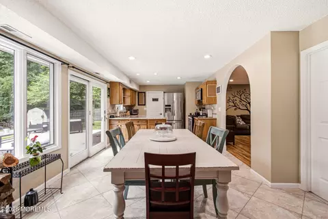 Dining - 39 Cambridge Dr, Jackson, NJ 08527 photo 2 of 3