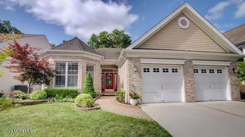 20 Crooked Stick Rd, Jackson, NJ 08527