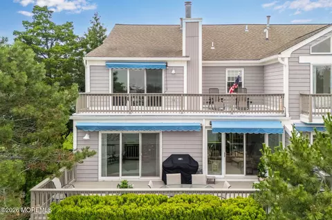 63 Bay Point Harbour #63, Point Pleasant, NJ 08742