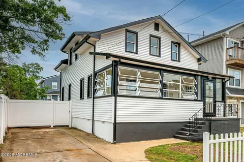 27 Birchwood Ave, Keansburg, NJ 07734