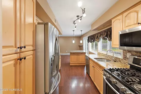 42 Fox Dr, Jackson, NJ 08527 photo 9