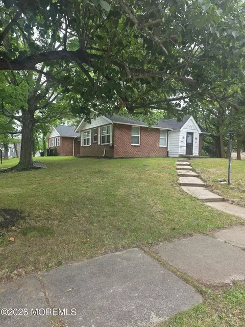 452 London Ave, Egg Harbor City, NJ 08215