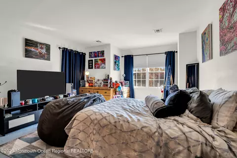 Bedroom - 16 Lakeside Dr, Jackson, NJ 08527 photo 4 of 5