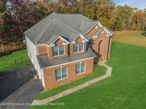 View/Area - 16 Lakeside Dr, Jackson, NJ 08527 photo 1 of 18