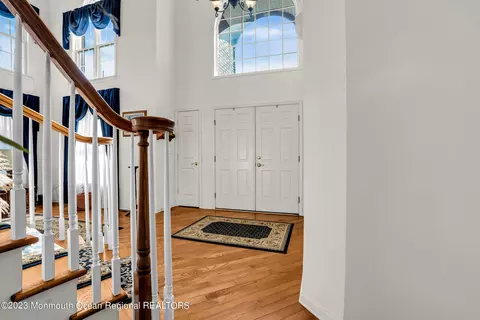 Entry Way - 16 Lakeside Dr, Jackson, NJ 08527 photo 1 of 11