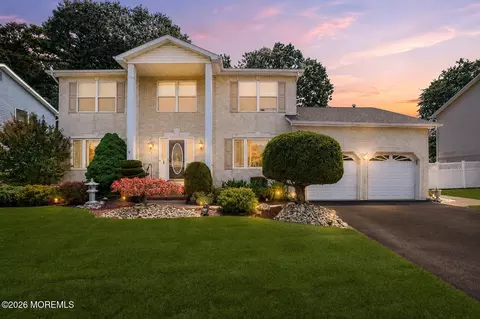 11 Bronia St, Howell, NJ 07731