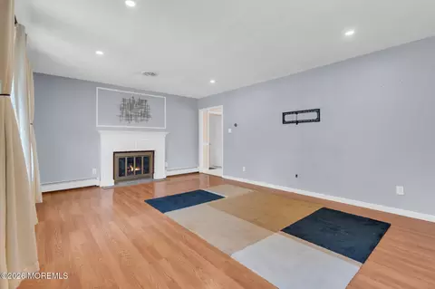 Living - 323 Shepard Ave, Forked River, NJ 08731 photo 3 of 7