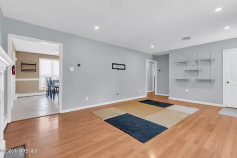Living - 323 Shepard Ave, Forked River, NJ 08731 photo 6 of 7