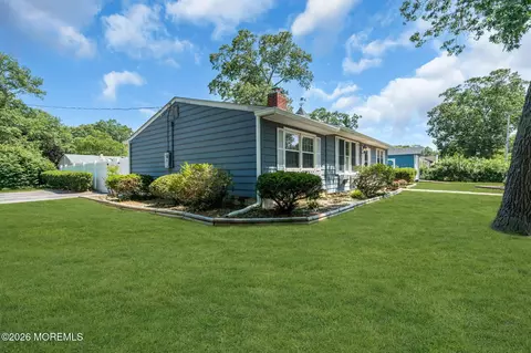 Exterior - 323 Shepard Ave, Forked River, NJ 08731 photo 9 of 15