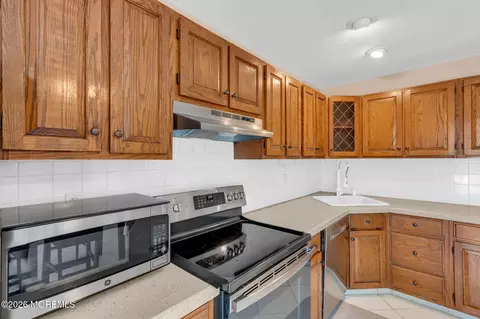 Kitchen - 323 Shepard Ave, Forked River, NJ 08731 photo 6 of 6
