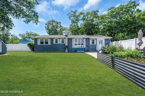 Exterior - 323 Shepard Ave, Forked River, NJ 08731 photo 13 of 15