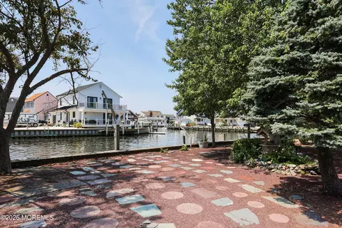 Exterior - 91 E Granada Dr, Brick, NJ 08723 photo 10 of 11