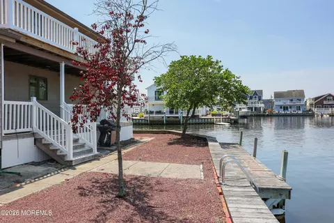 Exterior - 91 E Granada Dr, Brick, NJ 08723 photo 3 of 11