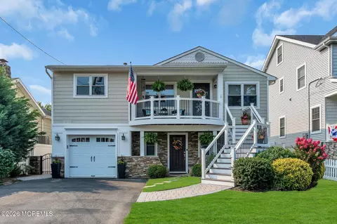 2231 Laurel Dr, Point Pleasant, NJ 08742