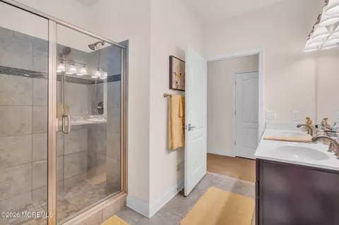 Bath - 31 Mason Dr, Jackson, NJ 08527 photo 1 of 3