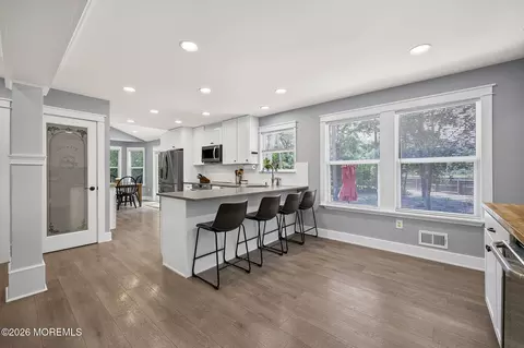 1431 Reed Rd, Cream Ridge, NJ 08514