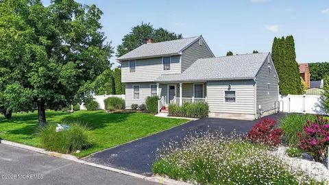 43 Tremont Dr, Neptune City, NJ 07753