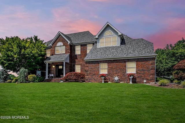 4 Saddlebrook Rd, Millstone, NJ 08535