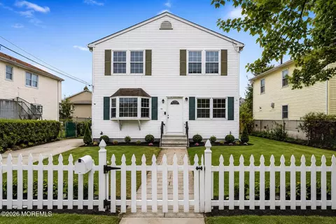 12 Orchard St, Keansburg, NJ 07734