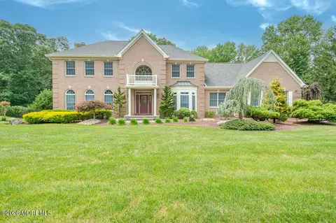 335 Timber Hill Dr, Morganville, NJ 07751