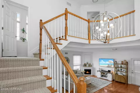 Entry Way - 16 Mariners Bnd, Brielle, NJ 08730 photo 3 of 3