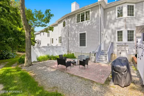 Exterior - 16 Mariners Bnd, Brielle, NJ 08730 photo 2 of 4